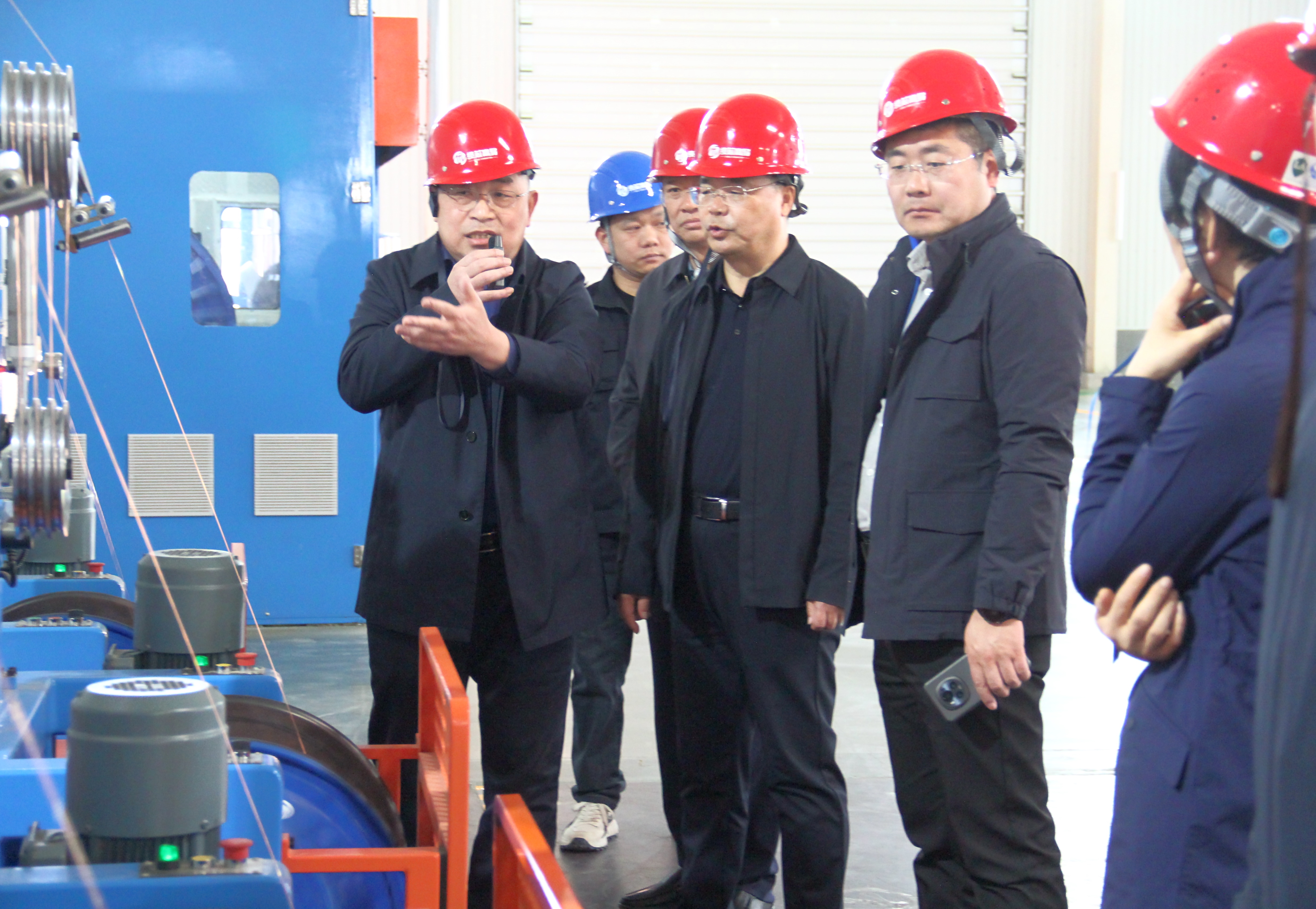 河北省人大常委会调研云顶国际官网共享智慧工厂